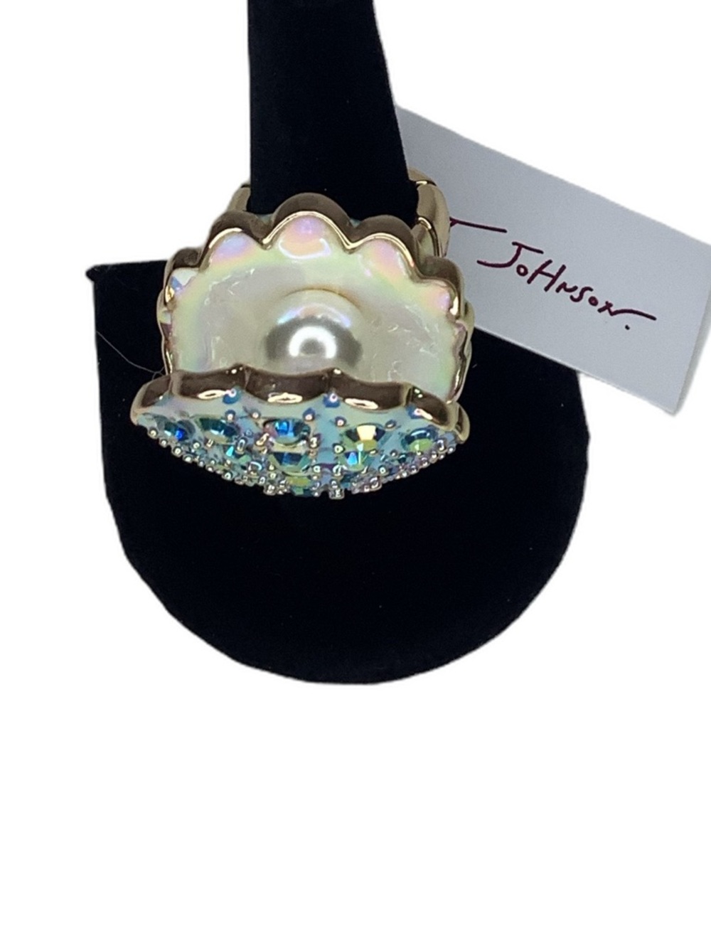Betsey Johnson Sea Life Crystal Clam Shell Stretch Ring New - Picture 3 of 5